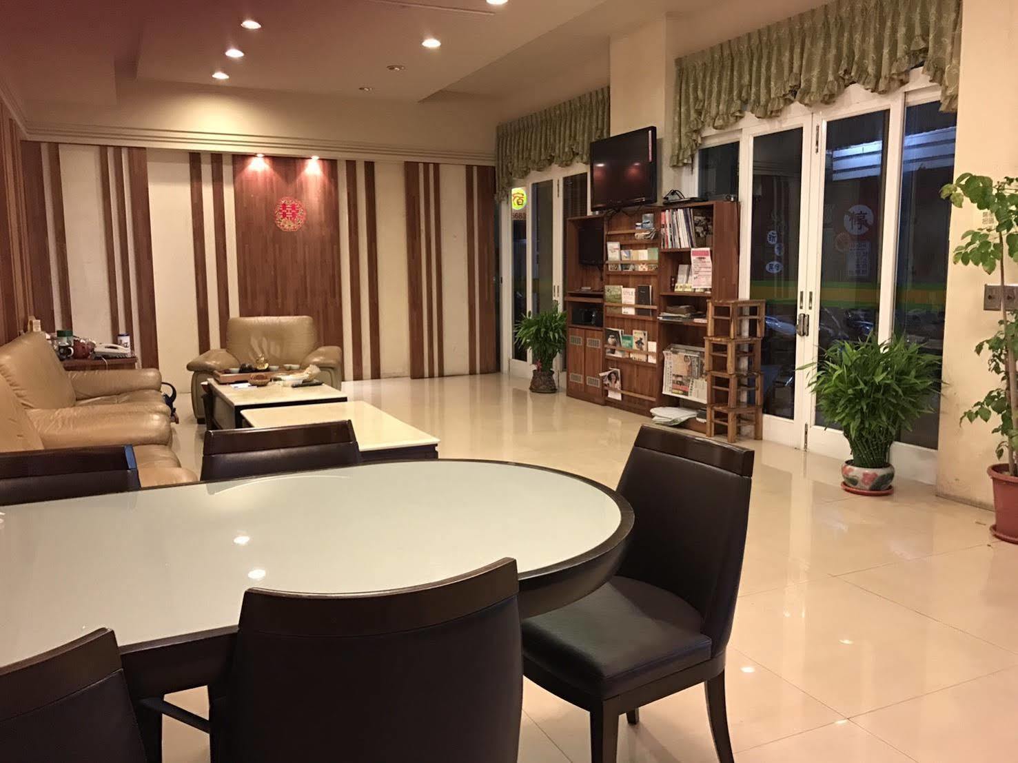 Long Hong Bed & Breakfast Magong Exterior foto