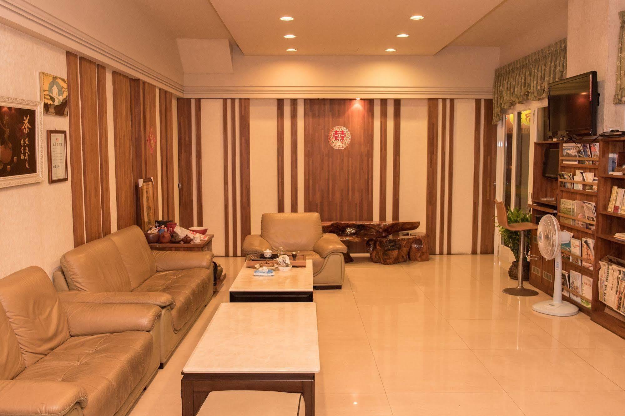 Long Hong Bed & Breakfast Magong Exterior foto