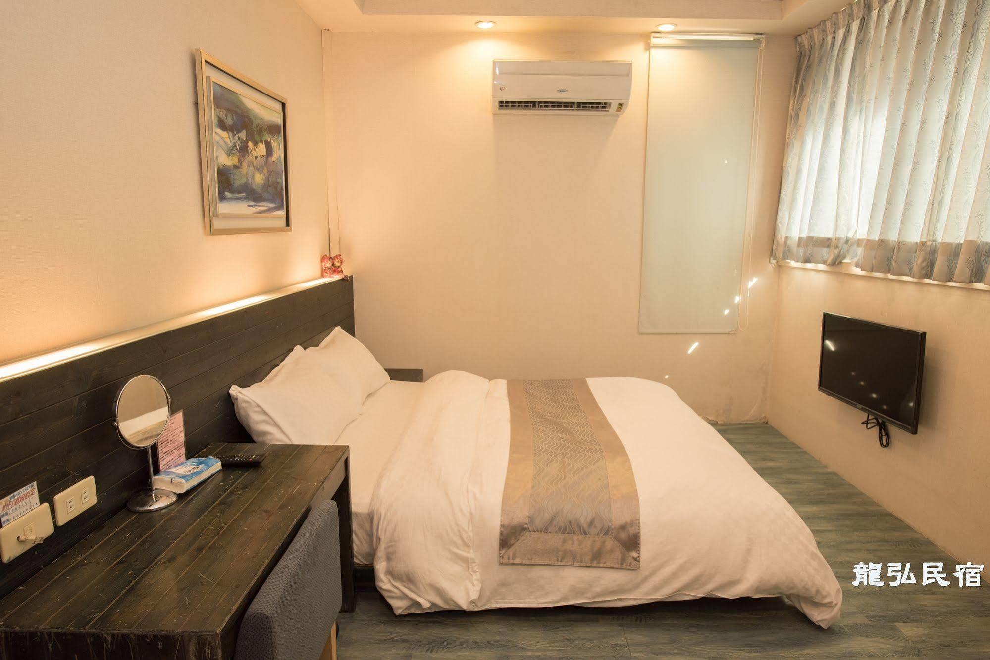 Long Hong Bed & Breakfast Magong Exterior foto